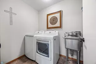 2636 18th St S, Fargo,  58103 - Photo 28