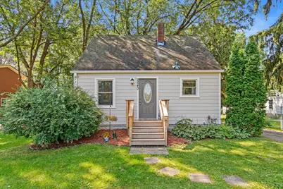 2540 Stillwater Road E, Maplewood, MN 55119 - Photo 1