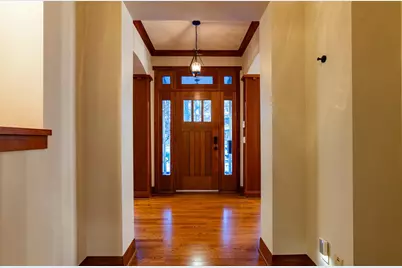 582 Summit Avenue, Saint Paul, MN 55102 - Photo 8