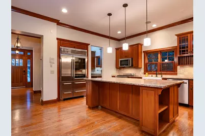 582 Summit Avenue, Saint Paul, MN 55102 - Photo 14