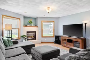 1299 Bellflower Ln NE, Owatonna, MN 55060 - Photo 8