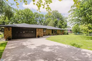 407 6th St NE, Barnesville, MN 56514 - Photo 1