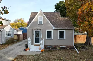 908 8th Ave SW, Austin, MN 55912 - Photo 1