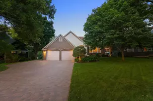 549 Yankton College Ln, New Brighton, MN 55112 - Photo 1