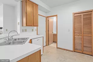 8789 Branson Dr, Inver Grove Heights, MN 55076 - Photo 14