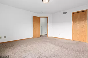 8789 Branson Dr, Inver Grove Heights, MN 55076 - Photo 22