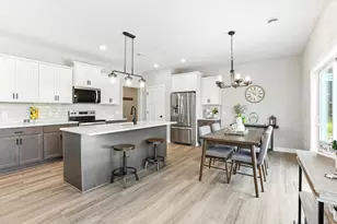 2924 Lavender Pkwy, Faribault, MN 55021 - Photo 10