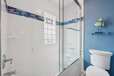 3129 Holmes Avenue S, Minneapolis, MN 55408 - Photo 18