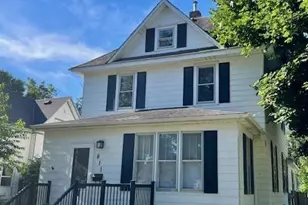 811 5th Ave NW, Austin, MN 55912 - Photo 1