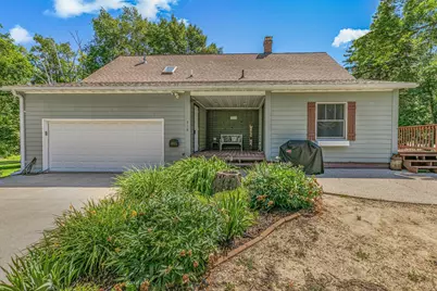 316 Ash Street SE, New London, MN 56273 - Photo 1