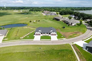 2334 9th Street W, Albert Lea, MN 56007 - Photo 8