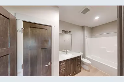 2334 9th Street W, Albert Lea, MN 56007 - Photo 38