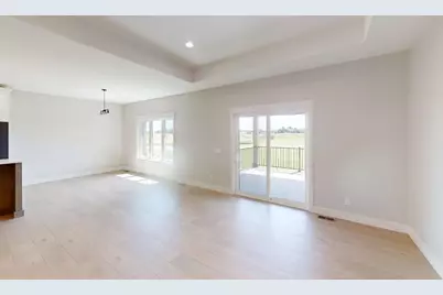 2330 9th Street W, Albert Lea, MN 56007 - Photo 28