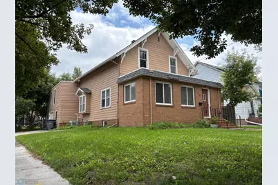 302 11th Street S, Moorhead, MN 56560 - Photo 1