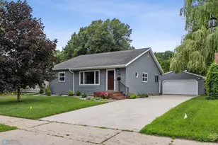1419 13th St S, Moorhead, MN 56560 - Photo 1
