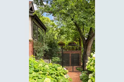 2109 James Avenue S, Minneapolis, MN 55405 - Photo 60