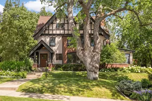 2109 James Ave S, Minneapolis, MN 55405 - Photo 48