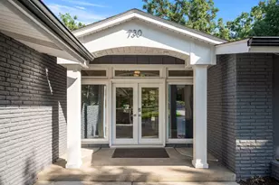 730 Amber Dr, Shoreview, MN 55126 - Photo 4