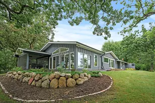 730 Amber Dr, Shoreview, MN 55126 - Photo 2