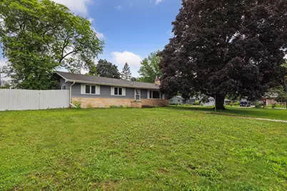 8485 Winnetka Heights Drive, Golden Valley, MN 55427 - Photo 1