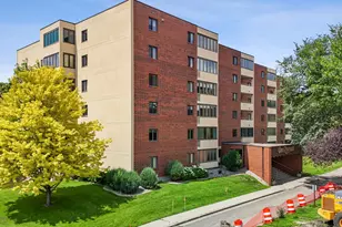 105 3rd St N, Moorhead, MN 56560 - Photo 2