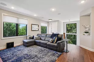 4725 Linden Cove Ln, Savage, MN 55378 - Photo 14