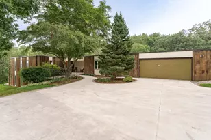 2040 Merrihills Dr SW, Rochester, MN 55902 - Photo 1