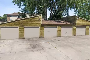 3237 17th Ave S, Fargo,  58103 - Photo 40