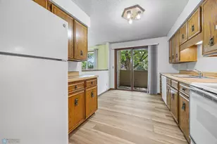 3237 17th Ave S, Fargo,  58103 - Photo 16