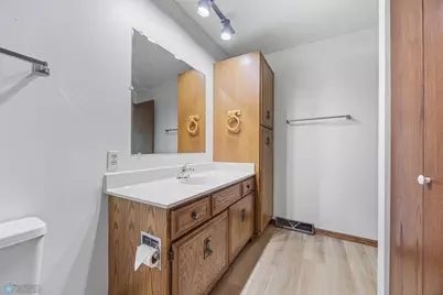 3237 17th Avenue S #101, Fargo,  58103 - Photo 36