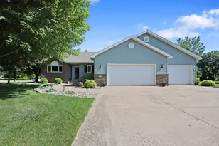 1725 Grizzly Ln N, Sartell, MN 56377 - Photo 1