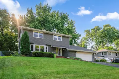 2917 Edgewood Avenue N, Crystal, MN 55427 - Photo 1