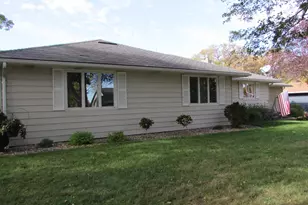 1317 Beach Pl, Fairmont, MN 56031 - Photo 32