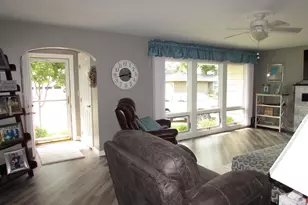 1317 Beach Pl, Fairmont, MN 56031 - Photo 4