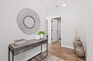 2327 17th Ave E, North Saint Paul, MN 55109 - Photo 2