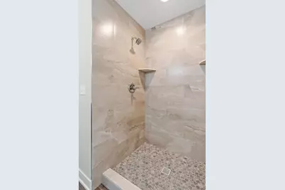 2327 17th Avenue E, North Saint Paul, MN 55109 - Photo 22