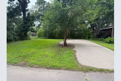 800 Highland Avenue, Little Falls, MN 56345 - Photo 1