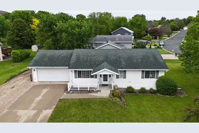 407 Cedar Court NE, Pine Island, MN 55963 - Photo 1