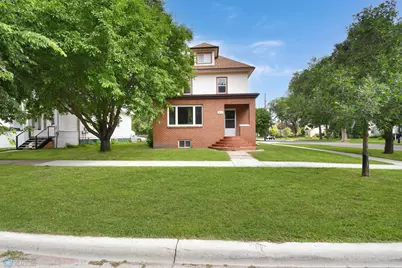 51 6th Avenue N, Fargo, ND 58102 - Photo 1