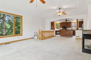 560 Lakeside Bay Dr S, Bayport, MN 55003 - Photo 12
