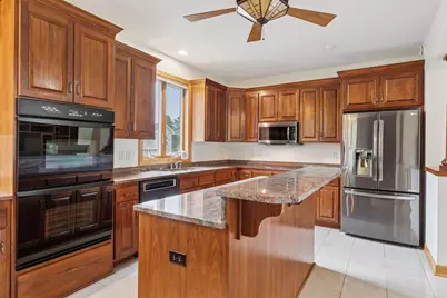 560 Lakeside Bay Drive S, Bayport, MN 55003 - Photo 10