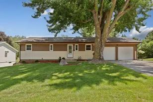 313 Cherry St, Cleveland, MN 56017 - Photo 1