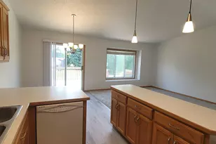 3334 10th St S, Moorhead, MN 56560 - Photo 10