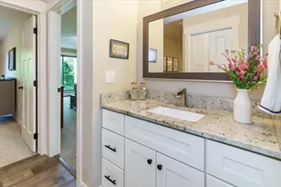 10501 Cedar Lake Rd, Minnetonka, MN 55305 - Photo 24