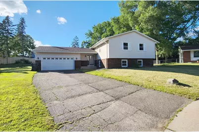 2825 Hilltop Court, North Saint Paul, MN 55109 - Photo 1