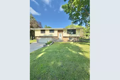 2001 25th Street SW, Willmar, MN 56201 - Photo 1