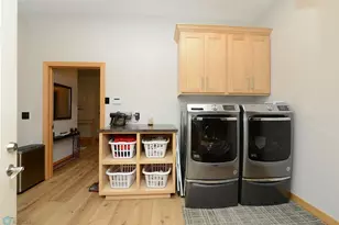 4703 Woodhaven St S, Fargo, ND 58104 - Photo 24