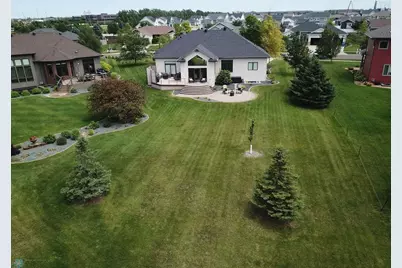 4703 Woodhaven Street S, Fargo, ND 58104 - Photo 48