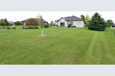 4703 Woodhaven Street S, Fargo, ND 58104 - Photo 56