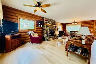 18986 Captive Lake Rd, Garrison, MN 56450 - Photo 14